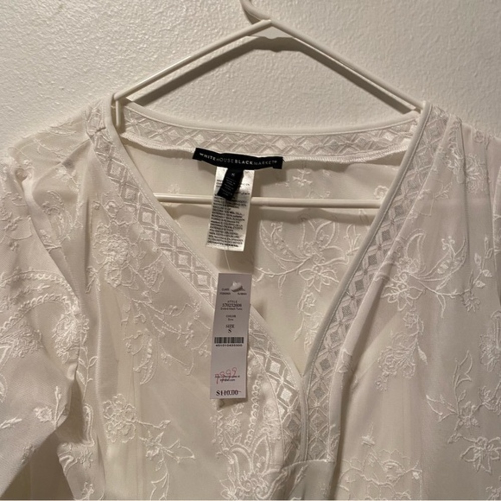 White house Black Market‎ Top Women’s Size Small Two Shirts Tank Longsleeve NEW